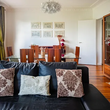 Apartment Opulent 1bd Near Eiffel Tower Grenelle